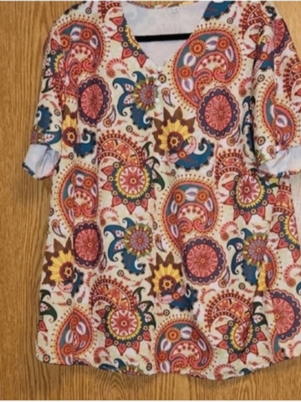 Vibrant Paisley Floral Tunic Top - Split Sleeves